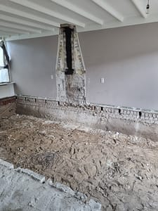 kruipruimte en openhaard gesloopt in Raamsdonksveer